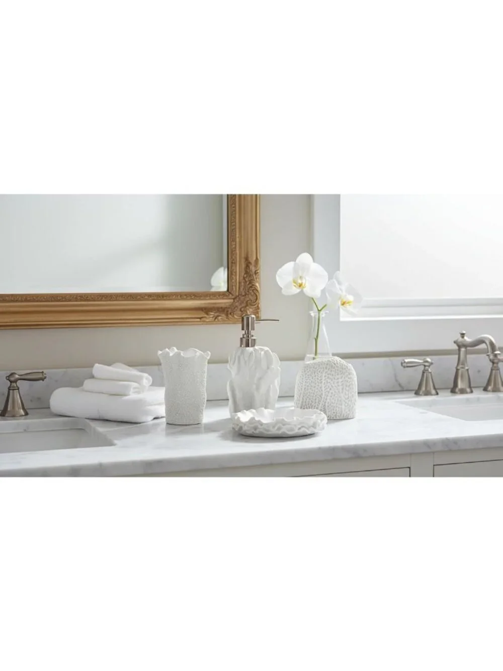 Coral Seashell Bathroom Accessories Set - 4 Pcs Resin Decor for Farmhouse Style
